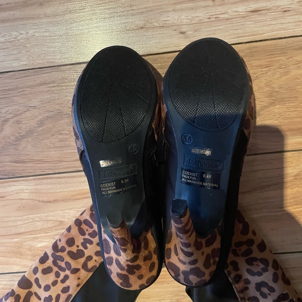 Dollhouse leopard print boots